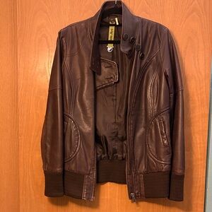 Soia & Kyo Brown Leather Bomber Jacket with Button-Accent Collar-M